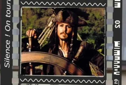 Bâche "Pirate des Caraïbes" 1m60/1m60