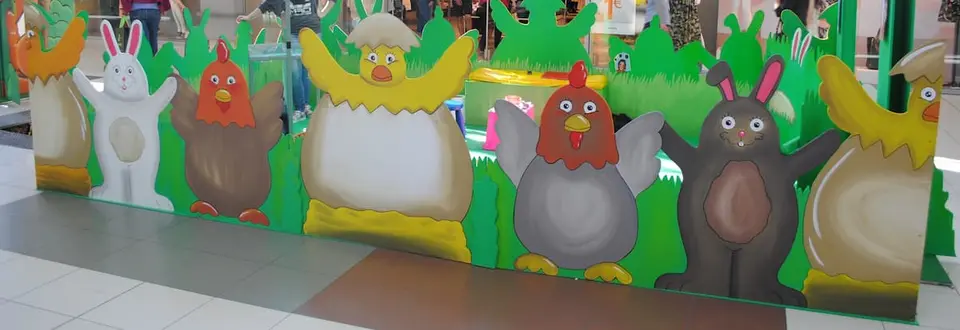 Barrière peinte "oeufs poussins"