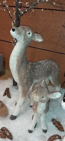 Bébé faon en fourrure