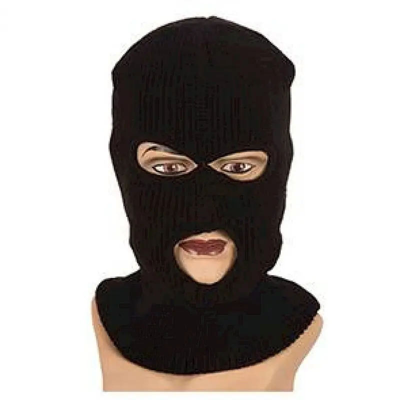 Cagoule noire en tricot
