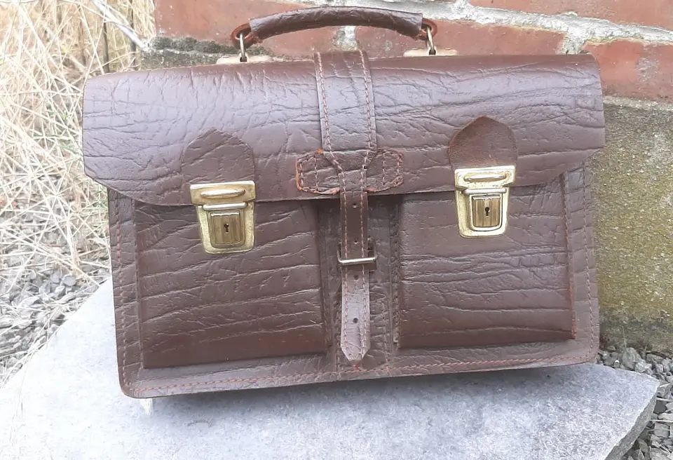 Cartable cuir années 50