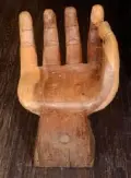 Fauteuil Main couleur bois