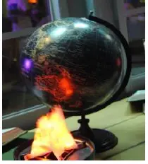 Globe sur pied bois foncé (noir)