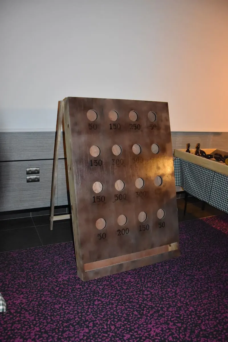Jeux de café en bois "balle au point"