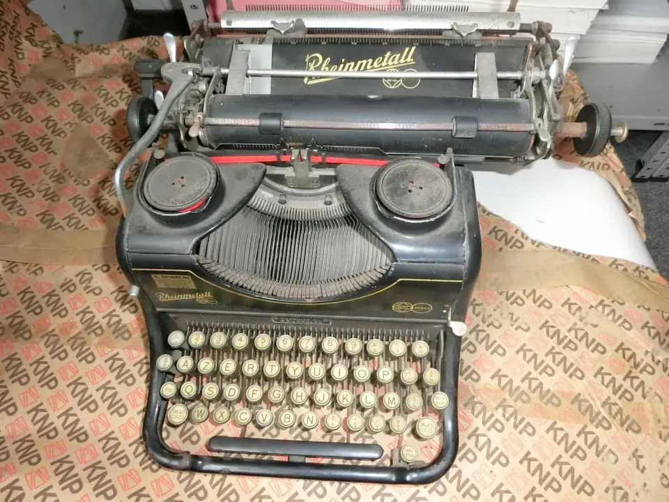Machine à écrire vintage