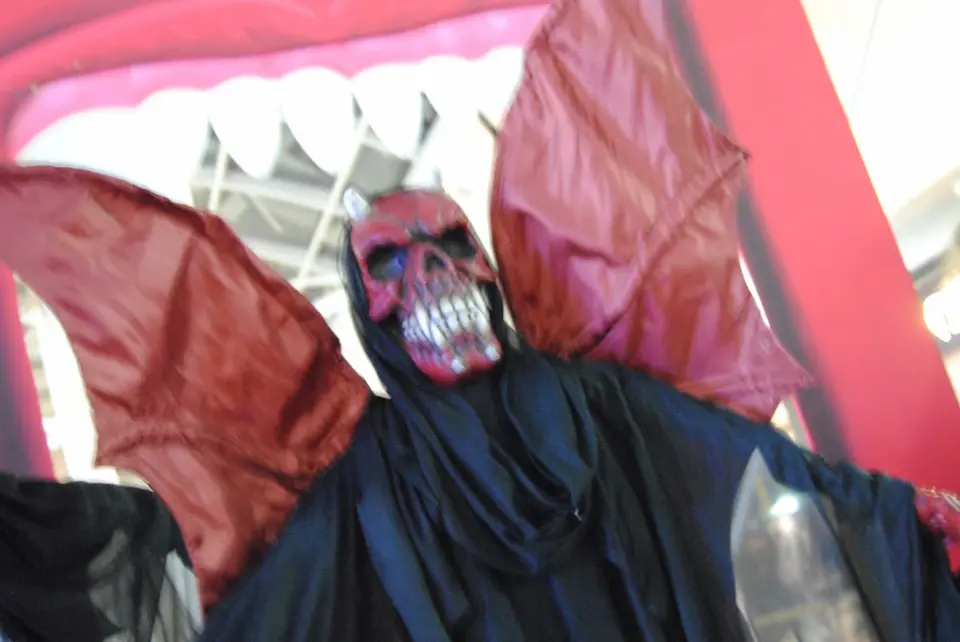 Monstre diable avec ailes