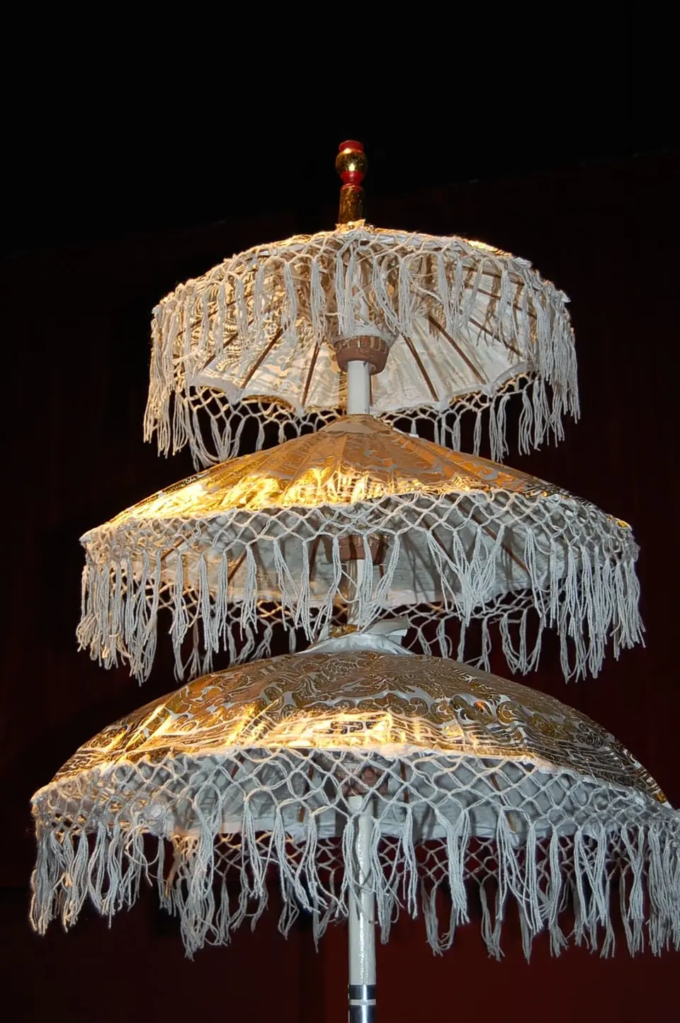 Ombrelle 3 étages blanche