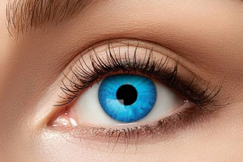 Paire de lentilles bleu vif mouchetées 3 mois