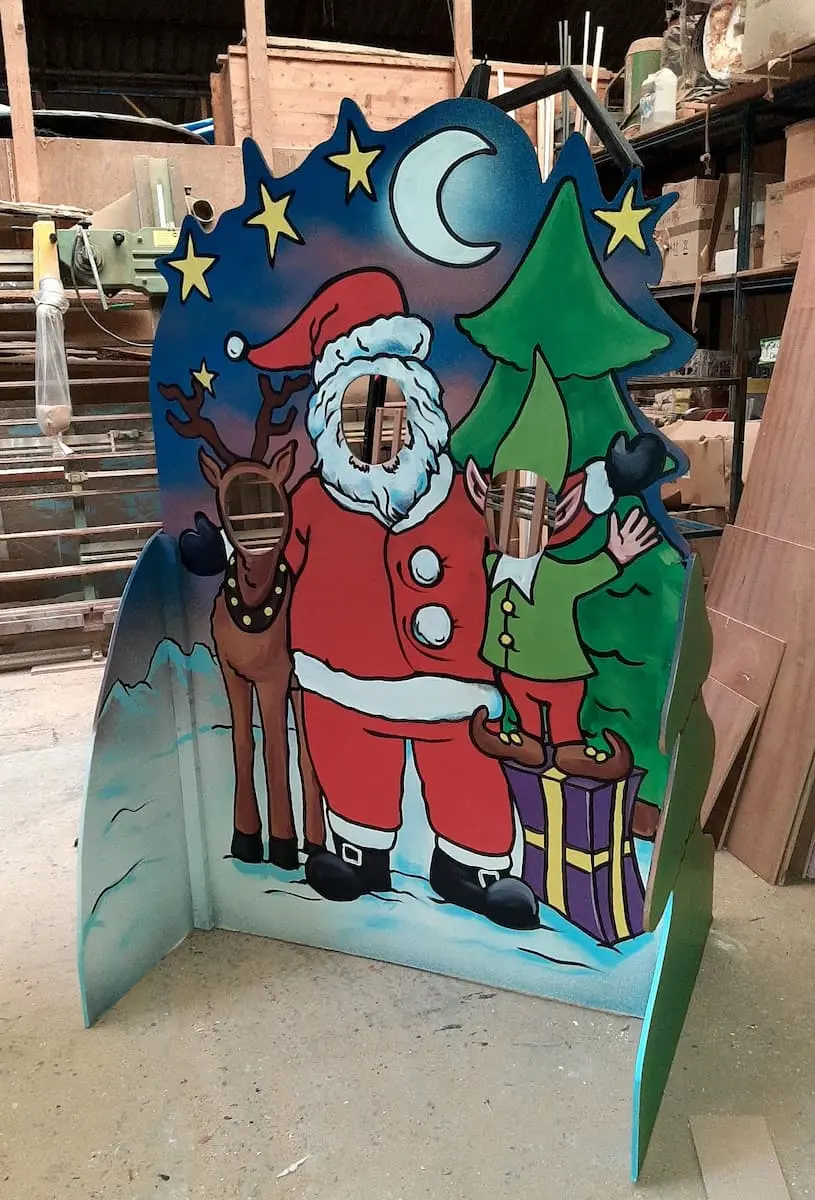 Passe tête Père Noël en bois 2D