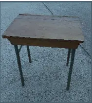 Petit pupitre en bois rétro