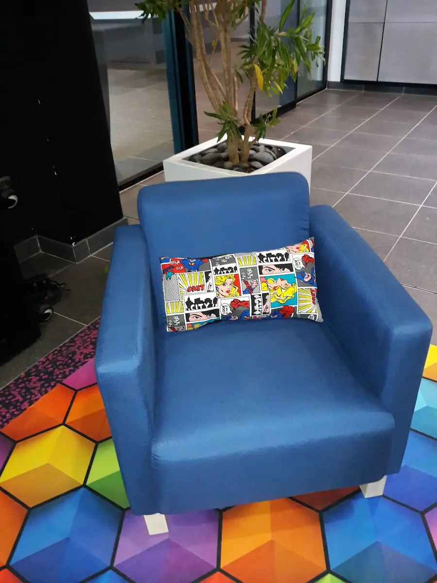 Pouf bleu