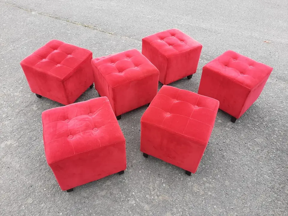 Pouf velours "Theatro" rouge opéra