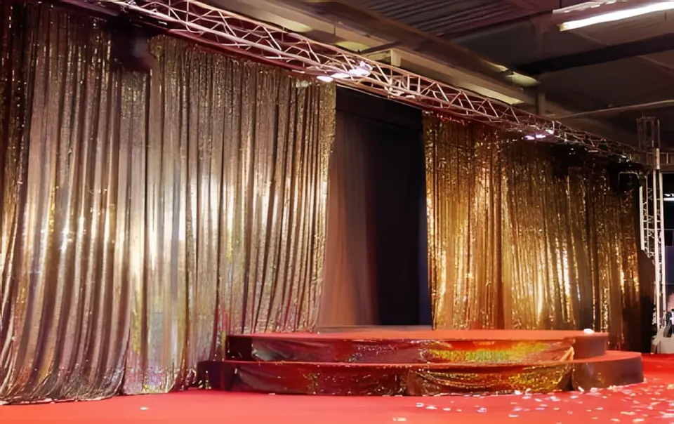 Rideaux à paillettes blancs