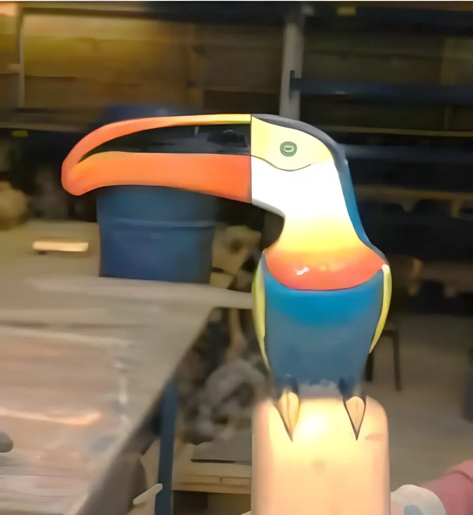 Toucan en bois
