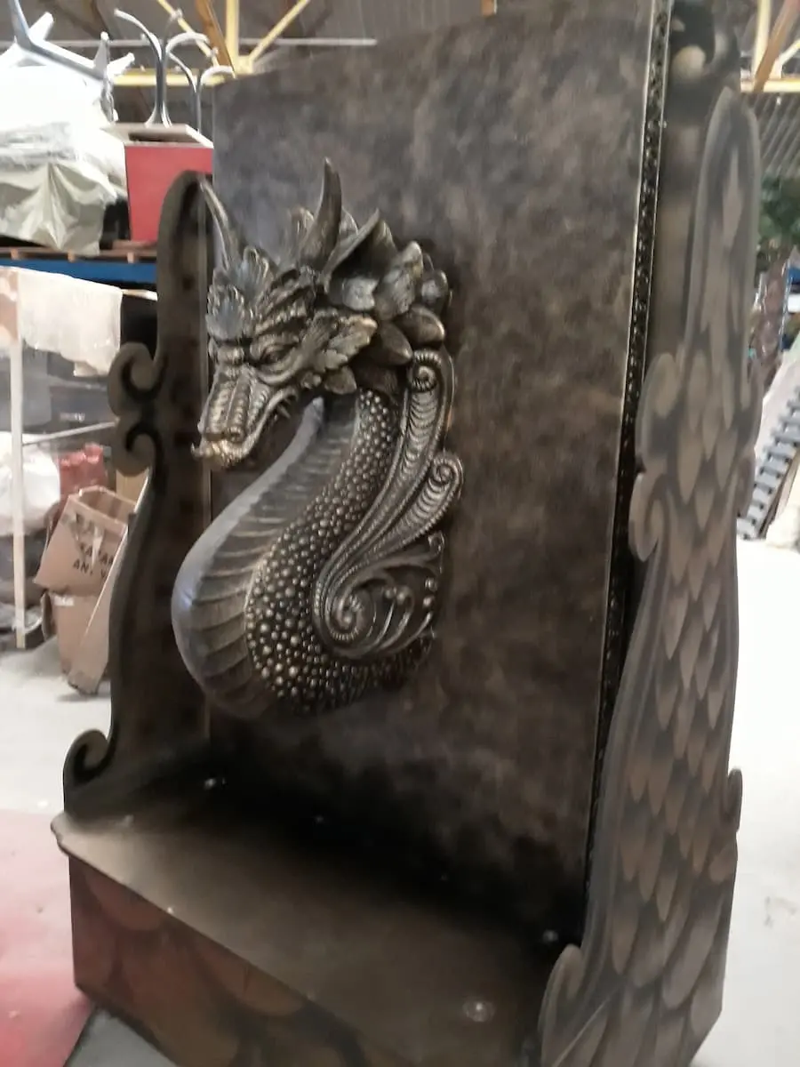 Trône "Dragon"