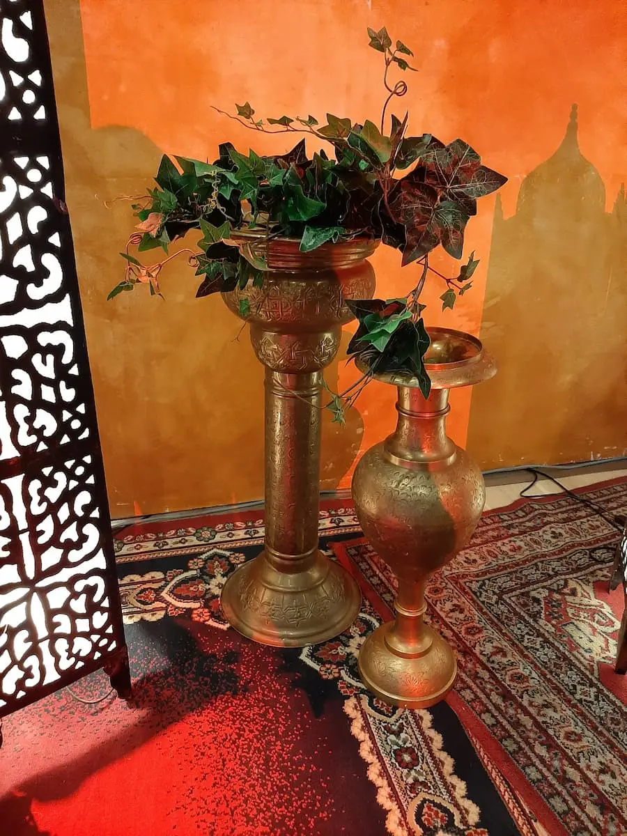 Vase et coupe en cuivre